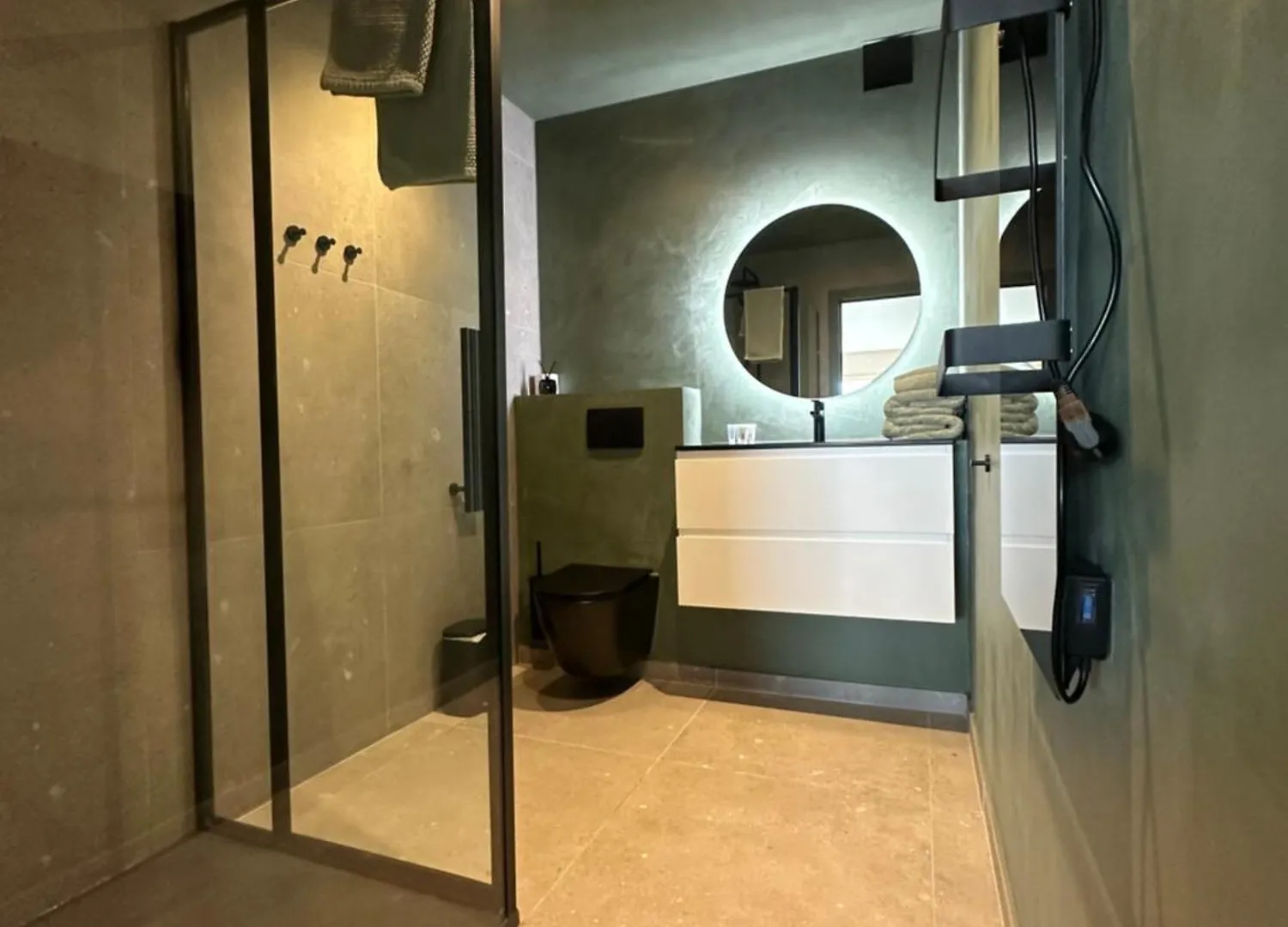 Studio By Aimee - 20M From The Beach & In City Centre! Ostend Apartment